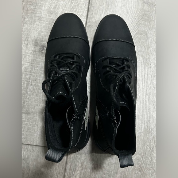 BRAND NEW Cole Haan Grand Atlantic Boots size 13 in Black - Picture 3 of 5